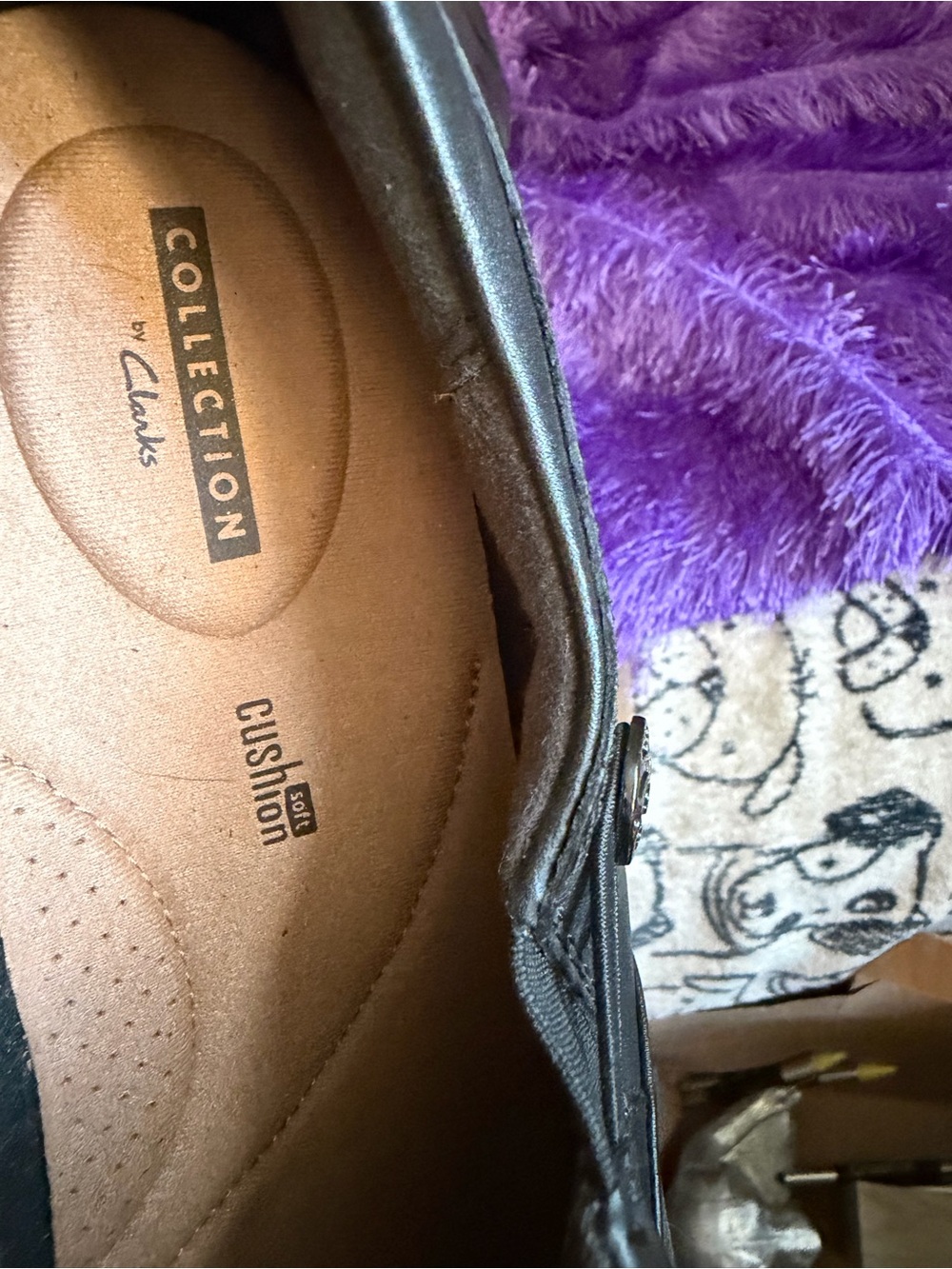 Clarks Black Leather Low Healed Boots - Picture 7 of 7